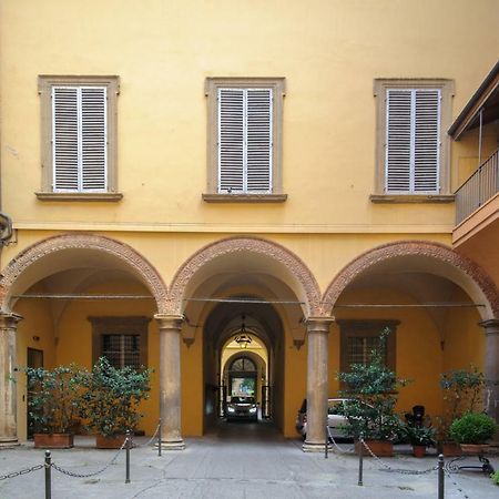 Andrea Luxury Apartments Strada Maggiore Studio 1 Болоня Екстериор снимка
