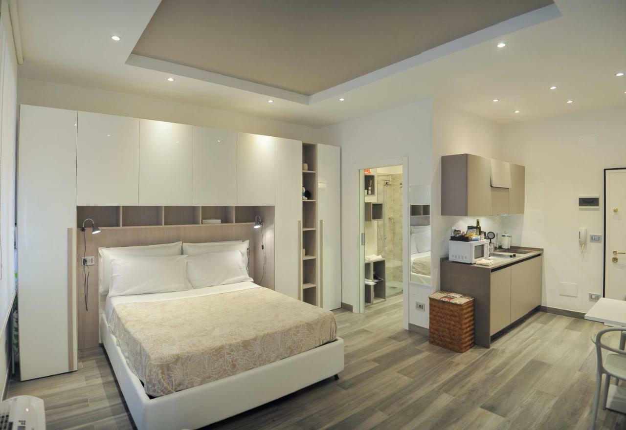 Andrea Luxury Apartments Strada Maggiore Studio 1 Болоня Екстериор снимка